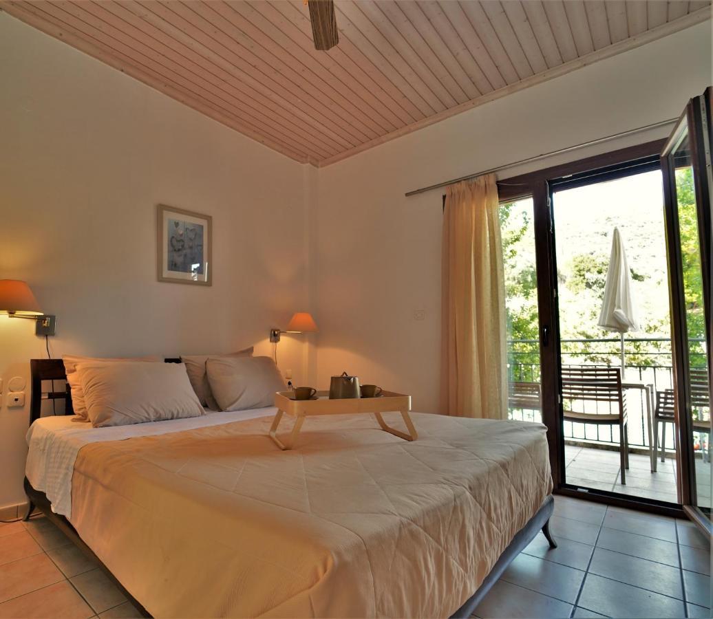 Bella Vista Hotel Studios & Apartments Parga Exterior foto